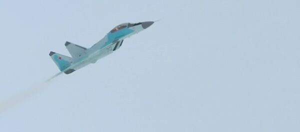 Rusya’nın yeni nesil savaş uçağı MiG-35’in ilk test uçuşu yapıldı Rusya’nın yeni nesil savaş uçağı MiG-35’in ilk test uçuşu yapıldı - Sputnik Türkiye