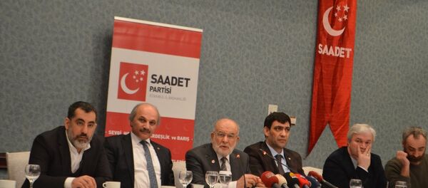Saadet Partisi Genel Başkanı Temel Karamollaoğlu Saadet Partisi Genel Başkanı Temel Karamollaoğlu - Sputnik Türkiye