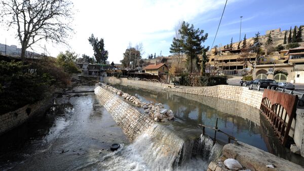 Şam'ın içme suyu kaynağı olan Barada ırmağı - Sputnik Türkiye
