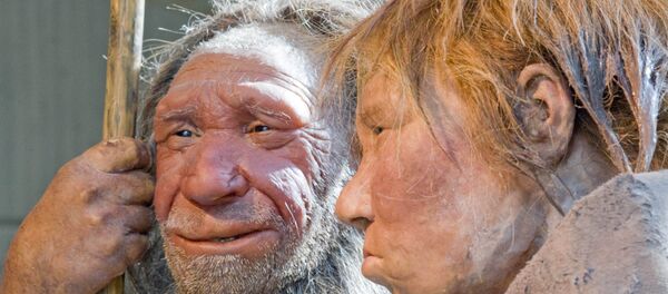 The prehistoric Neanderthal man N, left, is visited for the first time by another reconstruction of a homo neanderthalensis called Wilma, right, at the Neanderthal museum in Mettmann, Germany, Friday, March 20, 2009 - Sputnik Türkiye