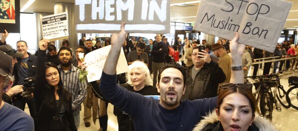ABD'de Trump'ın vize yasağına karşı eylemler sürüyor - Sputnik Türkiye