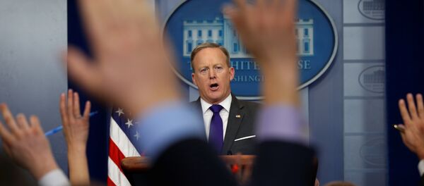 Beyaz Saray Sözcüsü Sean Spicer - Sputnik Türkiye
