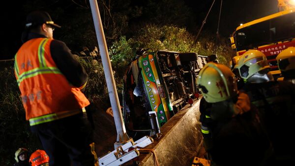 Tayvan'da son 30 yılın en büyük trafik kazası: 32 ölü - Sputnik Türkiye