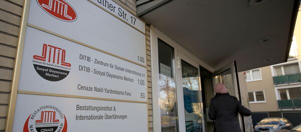 DİTİB'in Köln'deki binası - Sputnik Türkiye