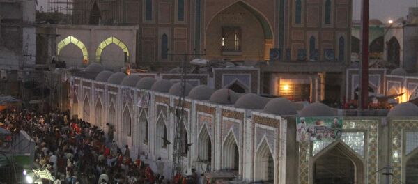 Lal Şahbaz Kalandar türbesi - Sputnik Türkiye