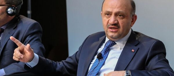 Milli Savunma Bakanı Fikri Işık Milli Savunma Bakanı Fikri Işık - Sputnik Türkiye