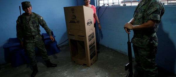 Ekvador halkı sandık başında - Sputnik Türkiye