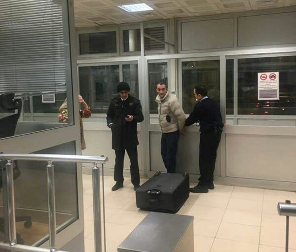 Sevgilisini bir bavulun içerisinde ülkeye sokmaya çalışan kişi, gözaltına alındı - Sputnik Türkiye