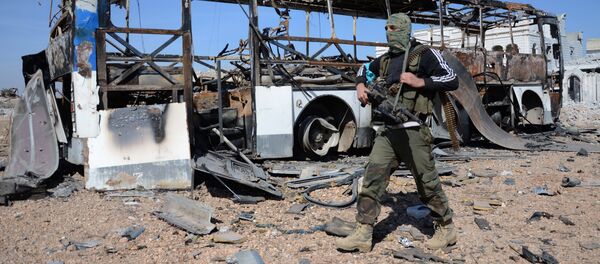 El Bab'da bir Suriyeli muhalif - Sputnik Türkiye