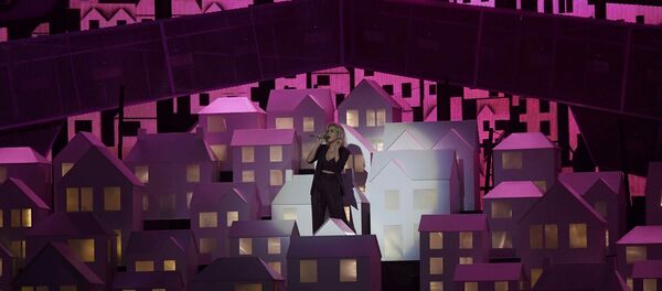 Katy Perry'den Trump ve May göndermeli sahne şovu - Sputnik Türkiye