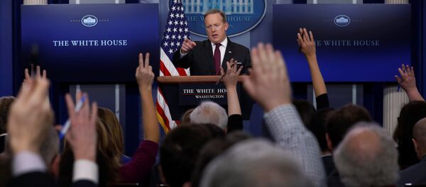 Beyaz Saray sözcüsü Sean Spicer - Sputnik Türkiye