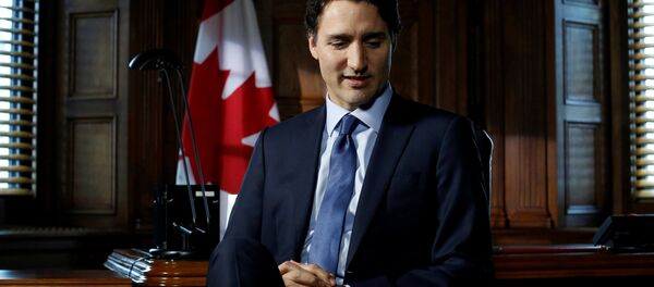 Canada's Prime Minister Justin Trudeau pauses before the start of an interview with Reuters on Parliament Hill in Ottawa, Ontario, Canada, May 19, 2016. - Sputnik Türkiye