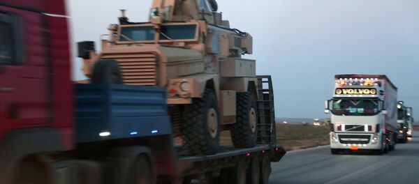 ABD'nin YPG'ye zırhlı araç sevkiyatı - Sputnik Türkiye