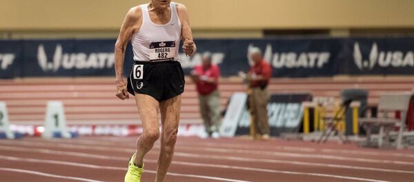 99 yaşındaki Orville Rogers - Sputnik Türkiye