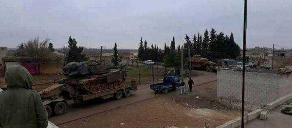 ABD tankları Menbiç'te - Sputnik Türkiye