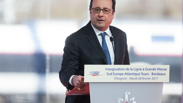 Fransa Cumhurbaşkanı Hollande - Sputnik Türkiye