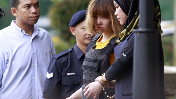 Kim Jong nam suikasti şüphelisi Vietnamlı Doan Thi Huong mahkemeden ayrılırken - Sputnik Türkiye
