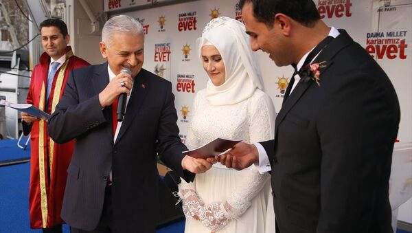 Başbakan Binali Yıldırım nikah kıydı - Sputnik Türkiye