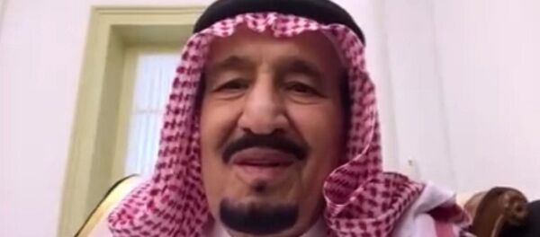 Kral Selman Endonezya Devlet Başkanı Joko Widodo'nun çektiği videoda konuştu - Sputnik Türkiye