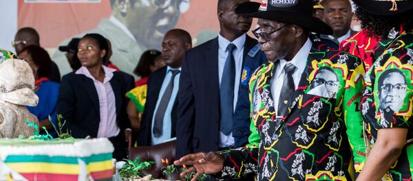 Zimbabve Devlet Başkanı Robert Mugabe, 93. doğum doğumgünü kutlamalarında - Sputnik Türkiye