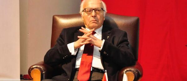 Yargıtay Onursal Cumhuriyet Başsavcısı Sabih Kanadoğlu - Sputnik Türkiye