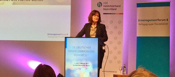 Alman Belediyeler Birliği Başkanı Eva Lohse - Sputnik Türkiye