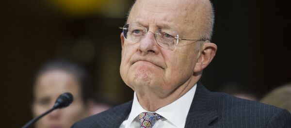 Eski ABD Ulusal İstihbarat Direktörü James Clapper - Sputnik Türkiye