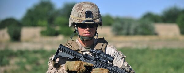 ABD donanması bünyesinde Afganistan'da görev yapan bir kadın asker - Sputnik Türkiye