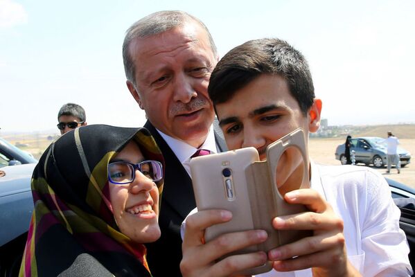 Cumhurbaşkanı Recep Tayyip Erdoğan, Ankara'daki Özel Kuvvetler Komutanlığı'nı ziyareti sırasında. - Sputnik Türkiye