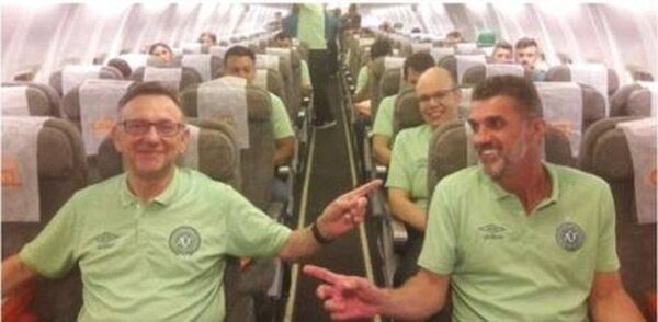 Chapecoense futbol takımı, kazadan sonra ilk kez uçağa bindi. - Sputnik Türkiye