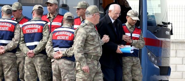 Adem Huduti - Sputnik Türkiye