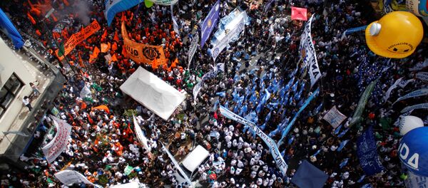 Arjantin'de Macri protestosu - Sputnik Türkiye
