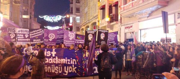 Taksim - 8 Mart yürüyüşü - Sputnik Türkiye