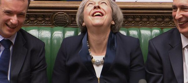 İngiltere Başbakanı Theresa May - Sputnik Türkiye