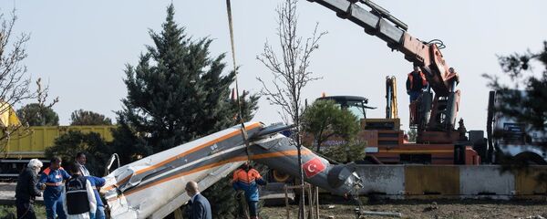 Büyükçekmece'de kaza yapan helikopter - Sputnik Türkiye