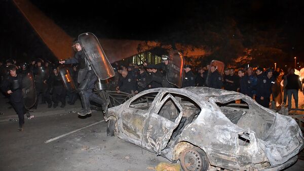 Batum'da göstericiler polisle çatıştı - Sputnik Türkiye