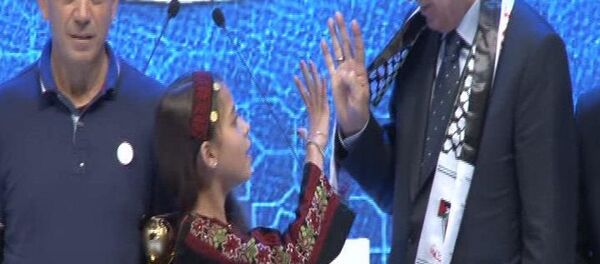 Filistinli çocuk 'Rabia' işaretini 'çak' sandı - Sputnik Türkiye