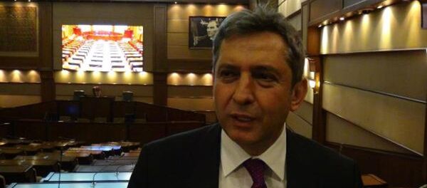 Beşiktaş Belediye Başkan Yardımcısı Hüseyin Avni Sipahi - Sputnik Türkiye