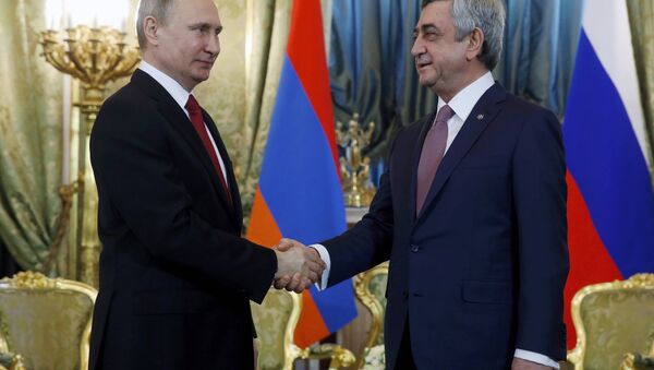 Ermenistan Devlet Başkanı Serj Sarkisyan ve Rusya Devlet Başkanı Vladimir Putin - Sputnik Türkiye