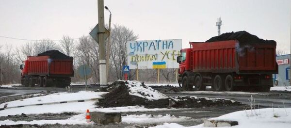 Ukrayna'dan Donbass'a ulaşım ablukası - Sputnik Türkiye