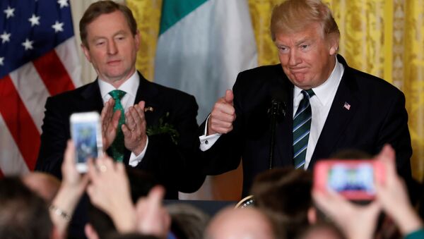 ABD Başkanı Donald Trump ve İrlanda Başbakanı Enda Kenny - Sputnik Türkiye