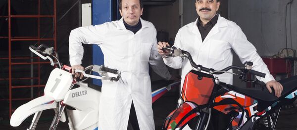 Vladimir Petrov ve Daniel Başmakov - Sputnik Türkiye