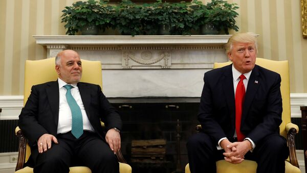 Irak Başbakanı İbadi ve ABD Başkanı Trump - Sputnik Türkiye