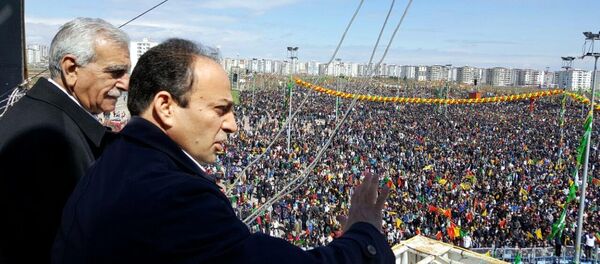 Ahmet Türk ve HDP Şanlıurfa milletvekili Osman Baydemir - Sputnik Türkiye