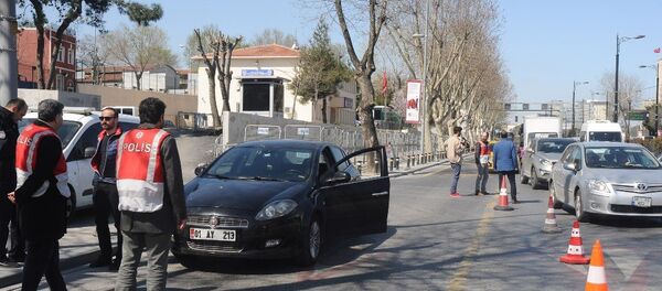 İstanbul'da polis operasyonu - Sputnik Türkiye