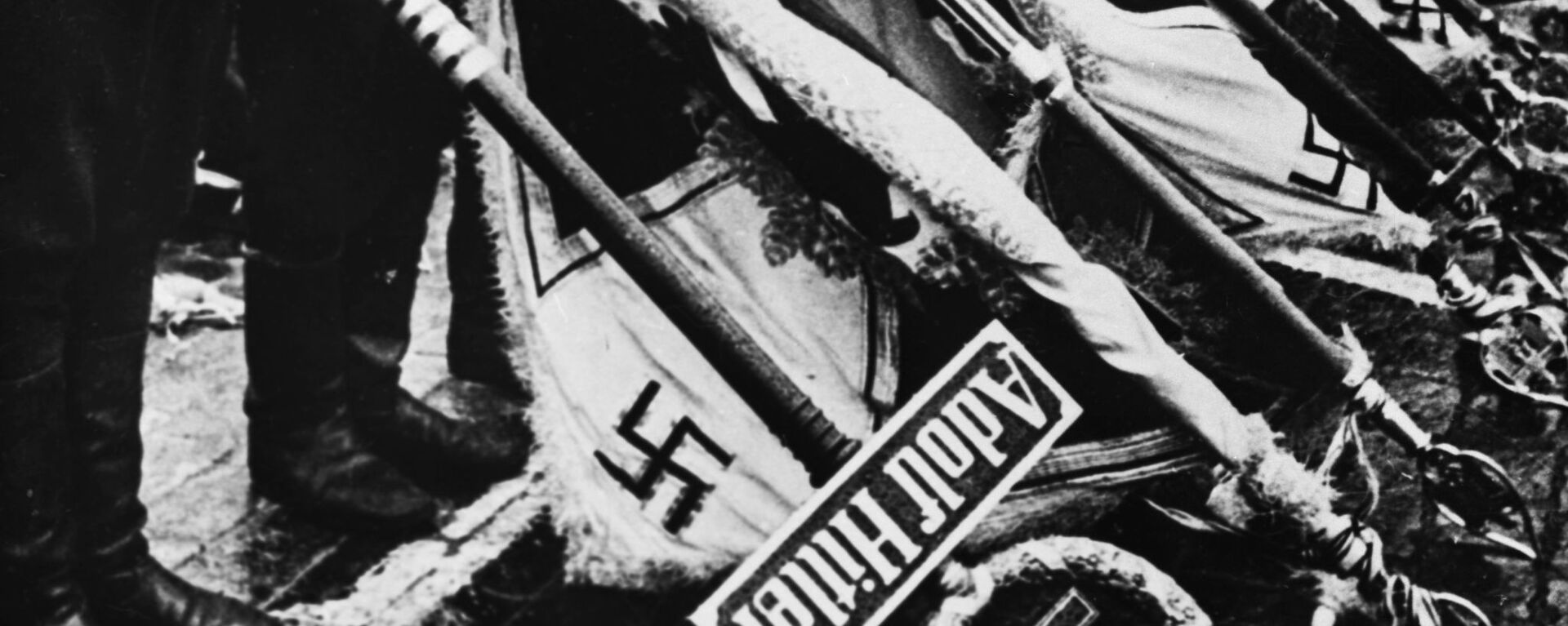 2. Dünya Savaşı’nda Nazi Almanyası’nın bozguna uğratılması vesilesiyle Moskova’nın Kızıl Meydanı’nda 24 Haziran 1945 tarihinde düzenlenen Zafer Geçidi. - Sputnik Türkiye, 1920, 22.06.2023