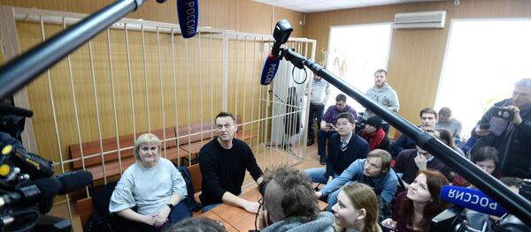 Rus muhalif lider Navalniy'e hapis cezası - Sputnik Türkiye