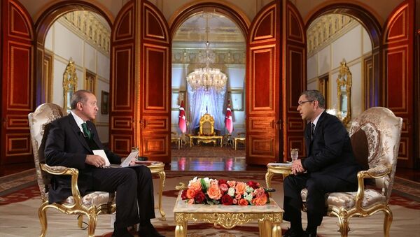 Cumhurbaşkanı Recep Tayyip Erdoğan ve Habertürk TV Genel Müdürü Veyis Ateş - Sputnik Türkiye