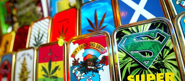 İngiltere'de esrar satışı yapılan bir market - Sputnik Türkiye