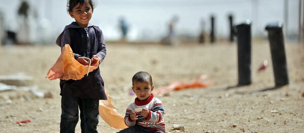 BM: Suriyeli sığınmacı sayısı 5 milyonu geçti BM: Suriyeli sığınmacı sayısı 5 milyonu geçti - Sputnik Türkiye